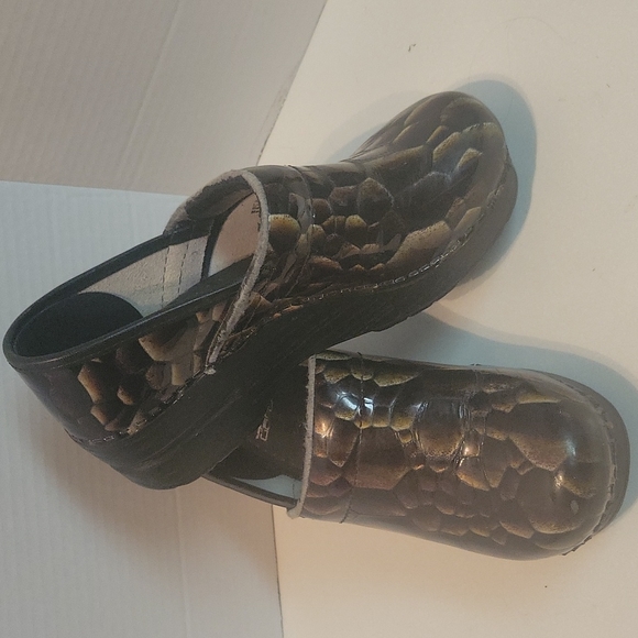 Dansko size 37 clogs - Picture 1 of 12